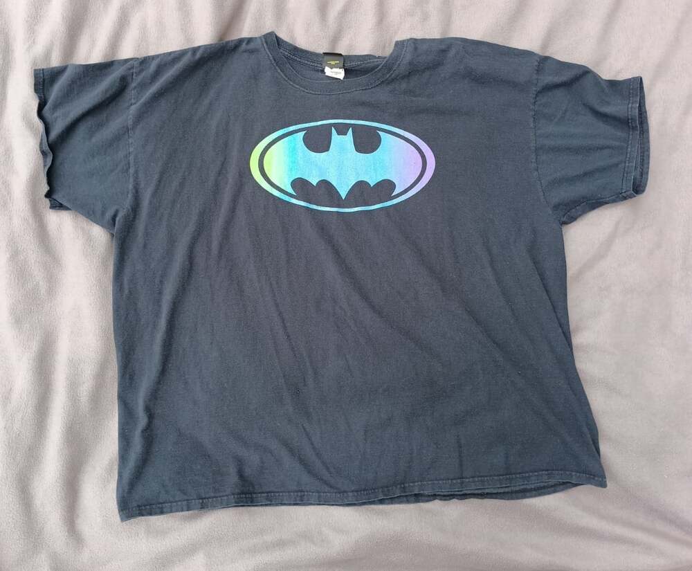 Batman Black Shirt Colorful Gradient Neon Call Sign Logo Vintage Men’s 3XL Tee